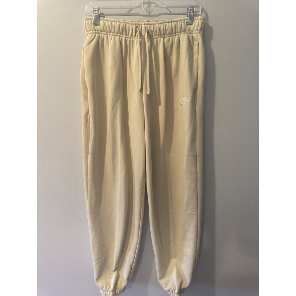 New w/tag Nike Beige Oversized Fit sweatpants Women’s size Small